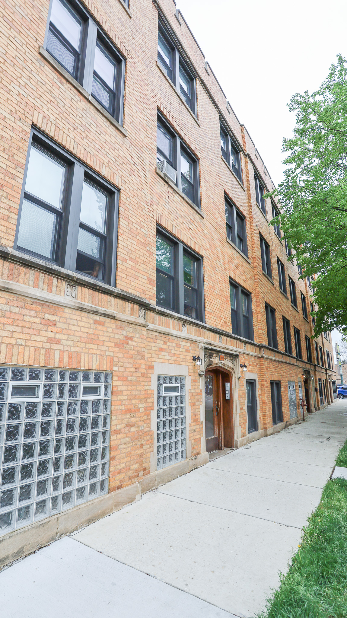 Historic Greystone Walk-Up Multifamily Building Managed by Hunter Properties